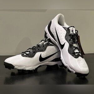 NEW NIKE BASEBALL CLEATS MENS 12 ALPHA HUARACHE MOLDED WHITE BLACK TRAVEL BALL